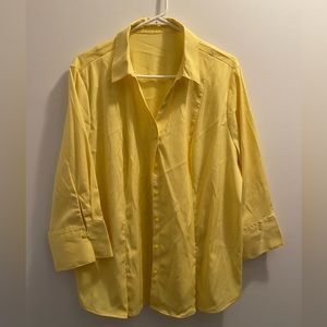 1x yellow blouse